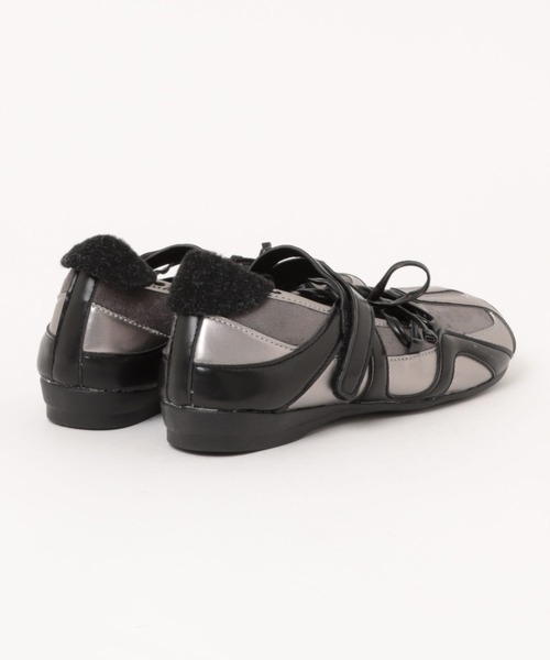 ティアレ セール】異素材ミックス×レースアップバレエスニーカー／甘辛MIX