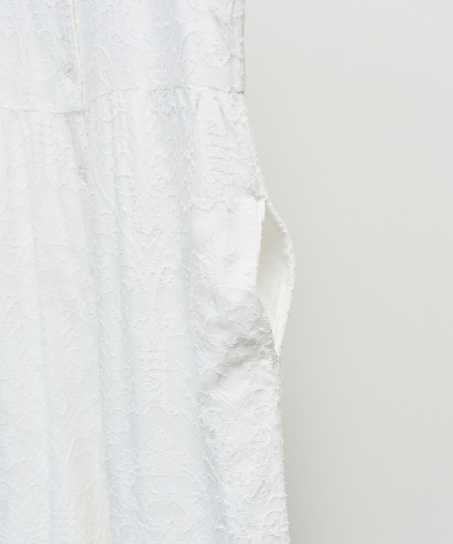 ROSE BUD（ローズバッド）の「SLEEVELESS JACQUARD COMBINAISON（つなぎ/オールインワン・レディース・ホワイト/ブラック・ONE SIZE）」の12枚目の写真