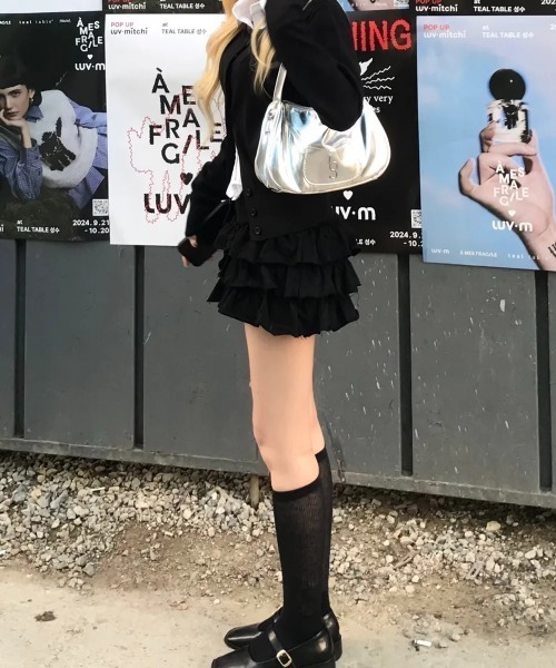 ILLIGO（イリゴ）の「◇ILLIGO◇シグネチャー バッグ　SIGNATURE BAG（ショルダーバッグ・レディース・ブラック/シルバー・FREE）」の6枚目の写真