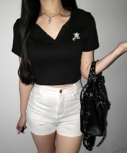 me+em select（ミームセレクト）の「※※【 ２color 】M LOGO スキッパーショート半袖Tシャツ ／ M LOGO skipper neck short sleeve T-shirt（Tシャツ/カットソー・レディース・ブラック/ホワイト・FREE）」の22枚目の写真