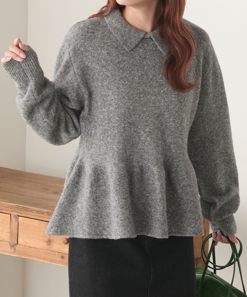 BONLECILL(ボンルシール)の「【ふわふわメレンゲニット】ボリュームスリーブペプラムポロニット(ニット/セーター・レディース・アイボリー/ネイビー/レッド/杢グレー/ブラック・FREE)」の22枚目の写真