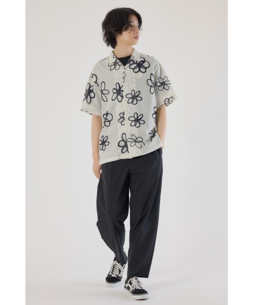 RODEO CROWNS WIDE BOWL(ロデオクラウンズワイドボウル)の「ポリメッシュフラワーシャツ(シャツ/ブラウス・メンズ・ブラック/オフホワイト/ライトイエロー・MEDIUM/LARGE)」の17枚目の写真