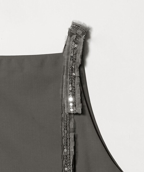 AEWEN MATOPH（イウエン マトフ）の「＜AEWEN MATOPH＞スパンコールテープ 2WAYジレキャミソール（キャミソール・レディース・オリーブ/ブラック・FREE）」の3枚目の写真