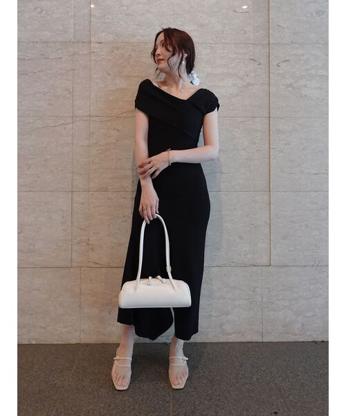 LAGUNAMOON（ラグナムーン）の「アシメオフショルリブニットワンピース（ワンピース・レディース・ライトグレー/ブラック/ミント・MEDIUM/SMALL）」の5枚目の写真