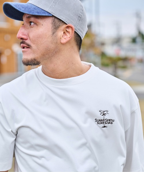 Sunny Smith(サニースミス)の「ヤシの木イラストロゴ両面刺繍Tシャツ(Tシャツ/カットソー・メンズ・ホワイト/スミクロ/アッシュグレー・LARGE/MEDIUM)」の20枚目の写真