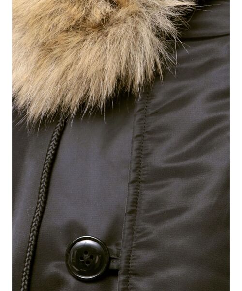 jouetie（ジュエティ）の「ルーズN-2Bブルゾン ファーフード付き（ブルゾン・レディース・ブラック/ネイビー/カーキ/アイボリー/その他2/ピンク・MEDIUM）」の12枚目の写真