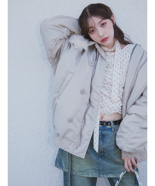 jouetie（ジュエティ）の「ルーズN-2Bブルゾン ファーフード付き