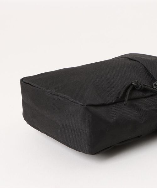 VIBGYOR（ヴィブジョー）の「urbanfemine./シンプルミニショルダーバッグ U7563（ショルダーバッグ・レディース・ホワイト/ベージュ/ブラック・9）」の17枚目の写真