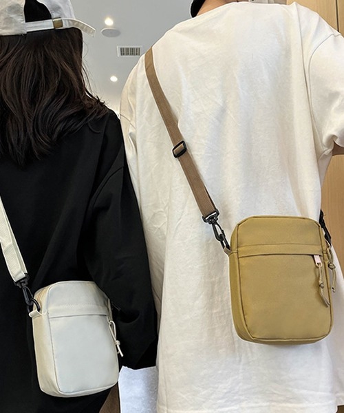 VIBGYOR（ヴィブジョー）の「urbanfemine./シンプルミニショルダーバッグ U7563（ショルダーバッグ・レディース・ホワイト/ベージュ/ブラック・9）」の8枚目の写真