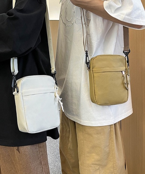 VIBGYOR（ヴィブジョー）の「urbanfemine./シンプルミニショルダーバッグ U7563（ショルダーバッグ・レディース・ホワイト/ベージュ/ブラック・9）」の6枚目の写真