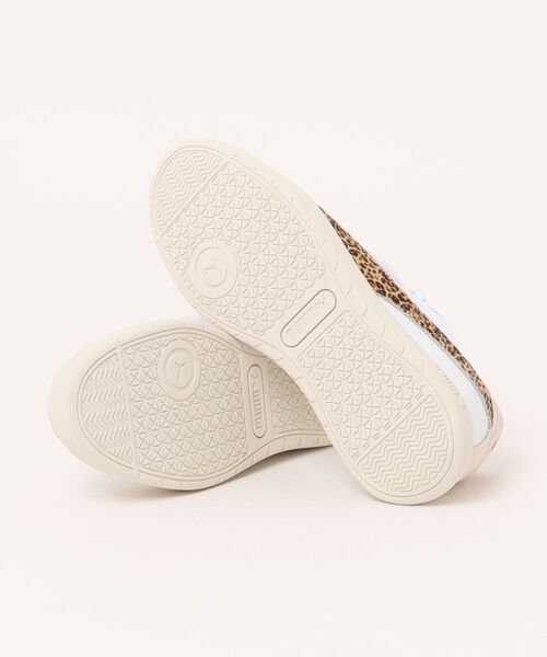 PUMA(プーマ)の「PUMA プーマ VIKKY STAR ANIMAL FLAIR レディーススニーカー 薄底(ビッキースターアニマルフレール) 404312(スニーカー・レディース・ホワイト・22.5cm/23.0cm/23.5cm/24.0cm/24.5cm/25.0cm)」の3枚目の写真
