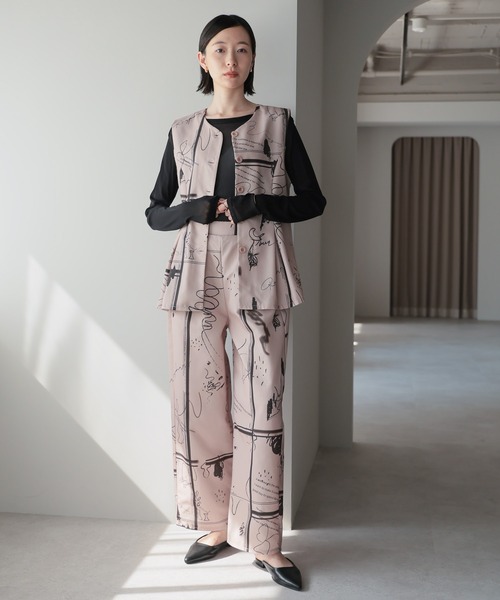 amini(アミニ)の「【2025 AW】アート柄プリントパンツ(その他パンツ・レディース・ネイビー/ブラック/ベージュ・MEDIUM)」の13枚目の写真