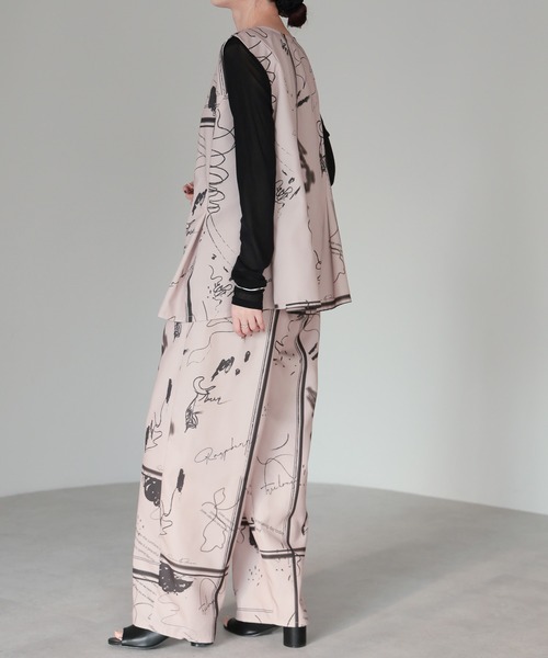 amini(アミニ)の「【2025 AW】アート柄プリントパンツ(その他パンツ・レディース・ネイビー/ブラック/ベージュ・MEDIUM)」の18枚目の写真