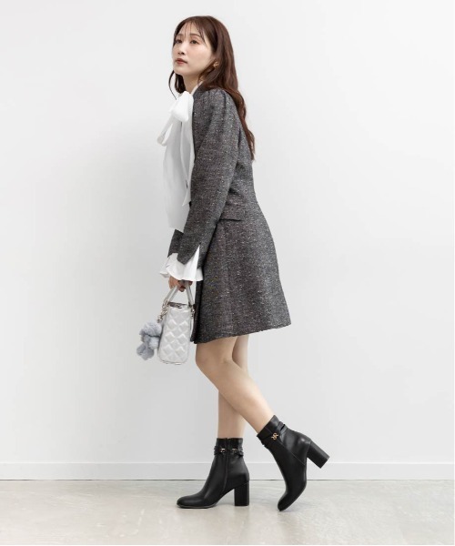 RANDA(ランダ)の「2WAY クロスベルトショートブーツ(ブーツ・レディース・アイボリー/ブラック/ダークブラウン・S/LL/L/M)」の12枚目の写真