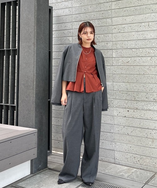 Ameri（アメリ）の「RIB DOCKING SHORT JACKET（ノーカラージャケット・レディース・ピンク/ベージュ/グレー・SMALL/MEDIUM）」の7枚目の写真