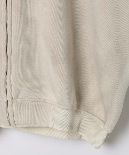 LAND MUSEUM（ランドミュージアム）の「【UNISEX】LAND MUSEUM／ゴシックロゴZIPパーカー（Tシャツ/カットソー・メンズ・ブラック/アイボリー・LARGE/MEDIUM）」の9枚目の写真