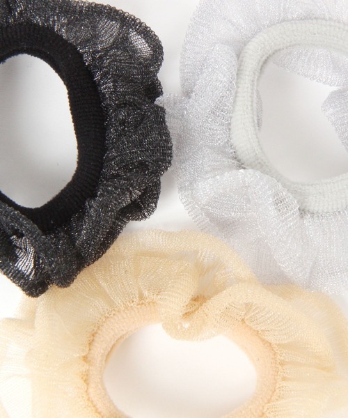 LOWRYS FARM(ローリーズファーム)の「3SETシアーフリルゴム 587927(ヘアゴム・レディース・ブラック・FREE)」の3枚目の写真