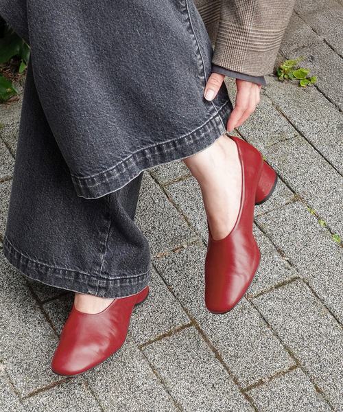 Spick & Span（スピックアンドスパン）の「《一部店舗+WEB限定》PELLICO SUNNY / ペリーコサニー PELLE（パンプス・レディース・ブラウン/レッド・37/36/38）」の2枚目の写真