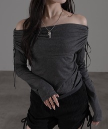 シャーリングオフショルトップス【ZOZOTOWN限定アイテム】