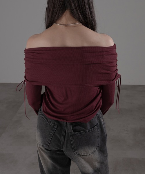 apres jour mignon（アプレジュールミニョン）の「シャーリングオフショルトップス【ZOZOTOWN限定アイテム】（Tシャツ/カットソー・レディース・ボルドー/ブラウン系その他/チャコールグレー・X-LARGE/フリー）」の16枚目の写真