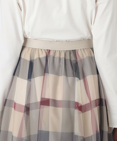 BLUE LABEL CRESTBRIDGE（ブルーレーベルクレストブリッジ）の「【一部店舗限定】クレストブリッジチェックチュールスカート（スカート・レディース・レッド/ベージュ系その他・38/40/36）」の7枚目の写真
