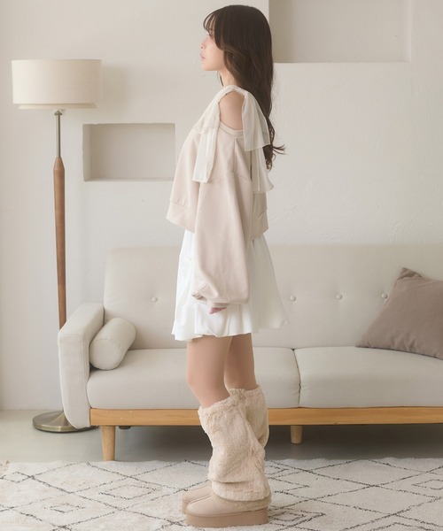 Ambre Neige(アンブルネージュ)の「hotfit tulle one shoulder short sweat / チュールワンショルダーショートスウェット(スウェット・レディース・杢グレー/ライトベージュ/ブラック・FREE)」の16枚目の写真