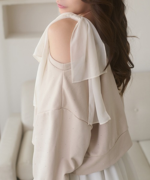 Ambre Neige(アンブルネージュ)の「hotfit tulle one shoulder short sweat / チュールワンショルダーショートスウェット(スウェット・レディース・杢グレー/ライトベージュ/ブラック・FREE)」の15枚目の写真