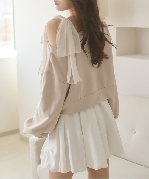 Ambre Neige(アンブルネージュ)の「hotfit tulle one shoulder short sweat / チュールワンショルダーショートスウェット(スウェット・レディース・杢グレー/ライトベージュ/ブラック・FREE)」の13枚目の写真