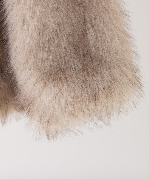 one after another NICE CLAUP(ワンアフターアナザーナイスクラップ)の「【今すぐお届け可能!】ミドルフェイクファーコート(その他アウター・レディース・ブラウン/ベージュ/オフホワイト・FREE)」の8枚目の写真