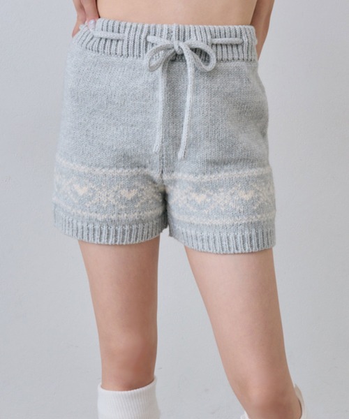 OLIVE des OLIVE（オリーブデオリーブ）の「ニットショートパンツ（その他パンツ・レディース・オフホワイト/トップグレー/スミクロ・FREE）」の4枚目の写真