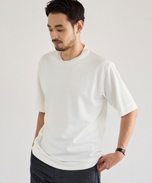 ランダムJQバックハイネッククルーネックTシャツ