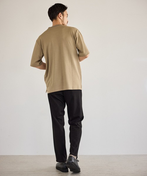 le cercle ADAM ET ROPE'(ルセルクルアダムエロペ)の「ランダムJQバックハイネッククルーネックTシャツ(Tシャツ/カットソー・メンズ・ホワイト/ベージュ系その他/ブラック・LL/M/S/L)」の20枚目の写真