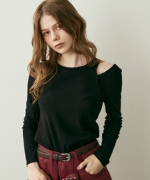 Clum（クルム）の「カットアウトアシメトリーデザイントップス（Tシャツ/カットソー・レディース）」