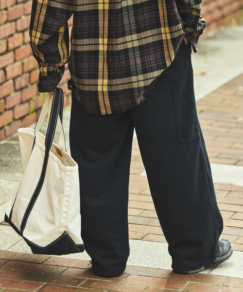 FREAK'S STORE(フリークスストア)の「ワイドシルエット ダブルニー スウェットパンツ(スウェットパンツ・メンズ・ブラック/ライトグレー/チャコールグレー・MEDIUM/LARGE)」の16枚目の写真