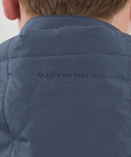 MACKINTOSH LONDON（マッキントッシュ ロンドン）の「【BERWICK】【HEAVENRY LIGHT CLOUD】ライトウェイトコーチジャケット（ブルゾン・メンズ・ブラック/ブルー・40/42/38）」の14枚目の写真