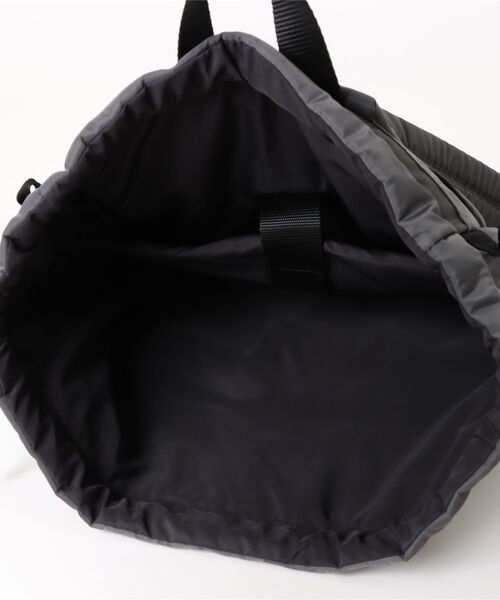 ADAM PATEK(アダムパテック)の「【RES】【ADAMPATEK】double pockets drawstring backpack(バックパック/リュック・レディース・グレー/ブラック・FREE)」の9枚目の写真