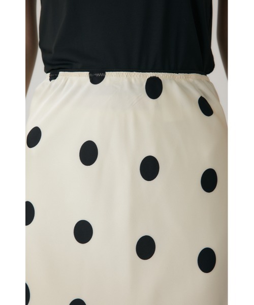 crie conforto(クリーコンフォルト)の「ドットプリントスカート ペチコート付き / ウエストゴム仕様 / 冬服(スカート・レディース・ブラック系その他/ホワイト系その他・MEDIUM/SMALL)」の4枚目の写真