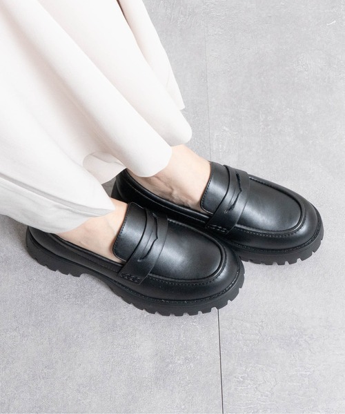 Fabby fabby(ファビィーファビィー)の「トラックソールローファー(ローファー・レディース・ベージュ系その他/ブラック系その他/ブラック・SMALL/MEDIUM/LARGE)」の10枚目の写真