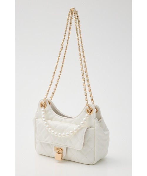 rienda（リエンダ）の「2WAYパッドロックショルダーバッグ 秋服 冬服（ショルダーバッグ・レディース・ブラック/レッド/ホワイト・FREE）」の6枚目の写真