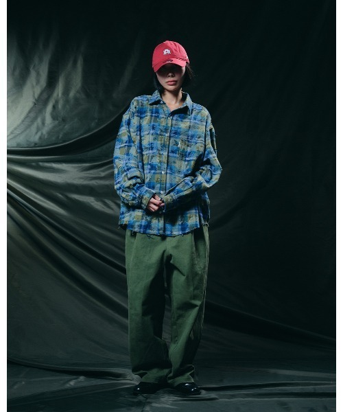 #Re:room（リルーム）の「ヘビーチノツータックワイドパン（チノパンツ・メンズ・ブラック/カーキ/オフホワイト・SMALL/MEDIUM）」の10枚目の写真