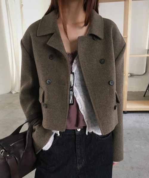 美品 クロエ ダブルブレスト フレア ショートコート クロップド Pコート 美品 クロエ ダブルブレスト フレア ショートコート クロップド Pコート