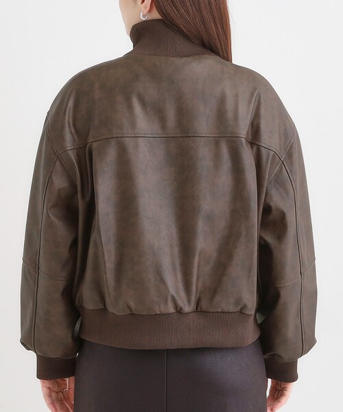 Cutie Blonde(キューティーブロンド)の「【S-LL】大人綺麗 レザー調リブブルゾン(ブルゾン・レディース・ダークブラウン/ブラック・01/02/03/04)」の13枚目の写真