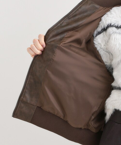 Cutie Blonde(キューティーブロンド)の「【S-LL】大人綺麗 レザー調リブブルゾン(ブルゾン・レディース・ダークブラウン/ブラック・01/02/03/04)」の19枚目の写真