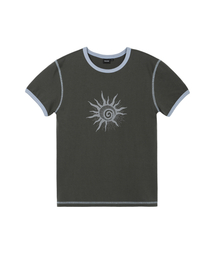 AAKAM（アーカム）の「Cracked Sun Ringer Top (Dark Gray)（Tシャツ/カットソー）」