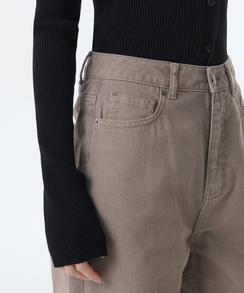 MUSINSA STANDARD WOMAN（ムシンサスタンダードウーマン）の「ウィメンズガーメントダイレギュラーフィットデニムパンツ[ライトブラウン]（デニムパンツ・レディース・その他・30/24/25/26/27/28/29）」の4枚目の写真