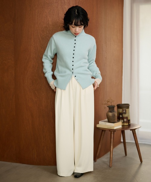 LAULEN（ローレン）の「square button knit cardigan /スクエアボタンオフネックニットカーディガン（カーディガン/ボレロ・レディース・ライトブルー/アイボリー/イエロー・FREE）」の10枚目の写真