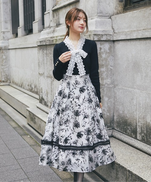 tocco closet(トッコ クローゼット)の「レースボウタイリボン付き配色ニットプルオーバー(ニット/セーター・レディース・ネイビー/ブラック/グレー・M)」の6枚目の写真