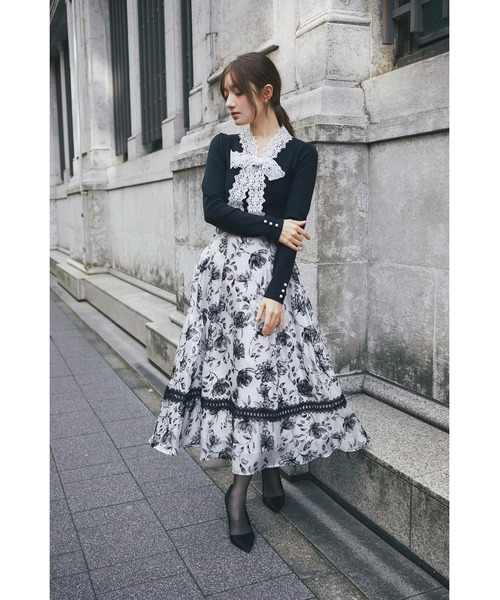 tocco closet(トッコ クローゼット)の「レースボウタイリボン付き配色ニットプルオーバー(ニット/セーター・レディース・ネイビー/ブラック/グレー・M)」の4枚目の写真