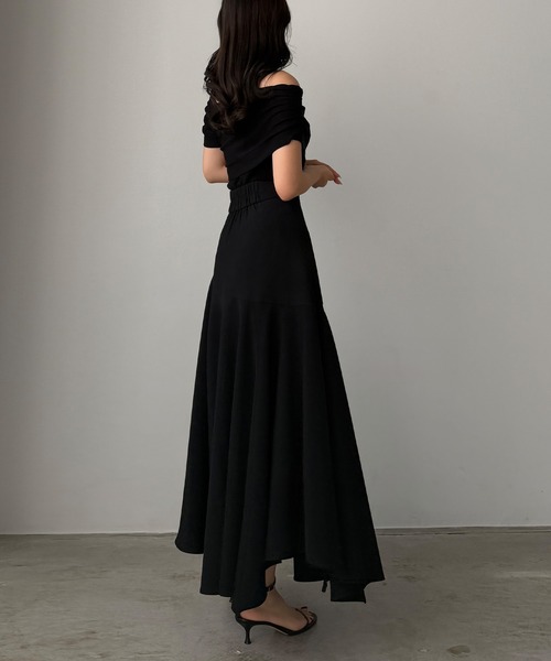 Louere(ルエレ)の「イレヘムスリットフレアスカート(スカート・レディース・アイボリー/チャコール/ブラック・MEDIUM/SMALL/X-LARGE/LARGE)」の21枚目の写真
