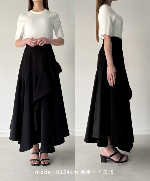 Louere(ルエレ)の「イレヘムスリットフレアスカート(スカート・レディース・アイボリー/チャコール/ブラック・MEDIUM/SMALL/X-LARGE/LARGE)」の6枚目の写真